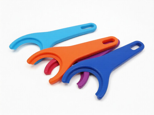 Paint roller cleaner - cleaner, scraper